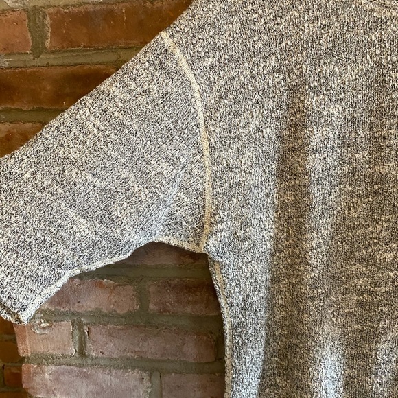 Grey sweater - Picture 5 of 5